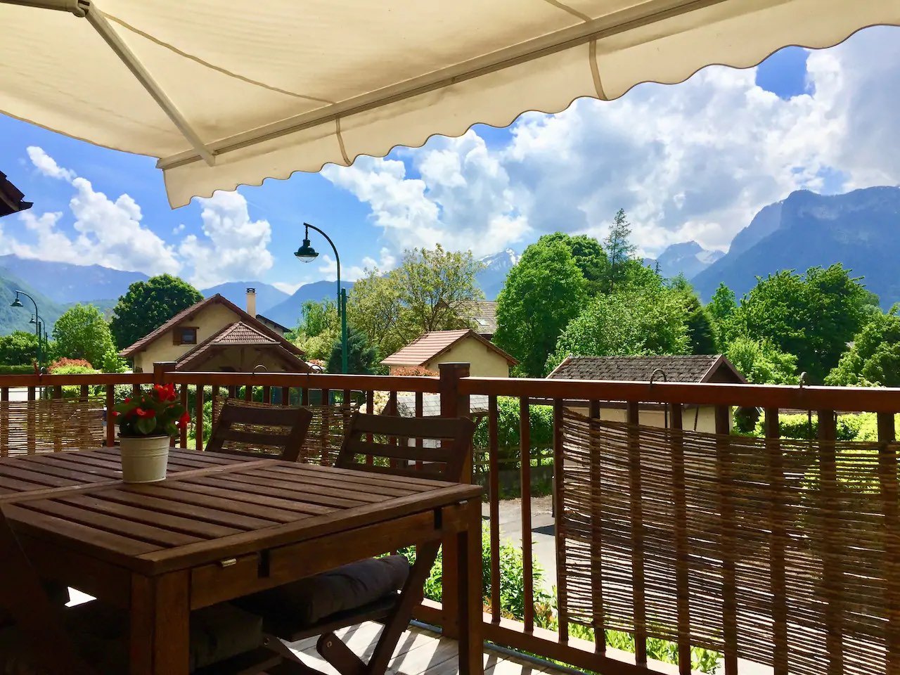 L’Étage, terrasse et extérieur